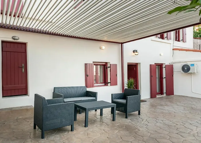 Katmar Homes Mariloo Apartment